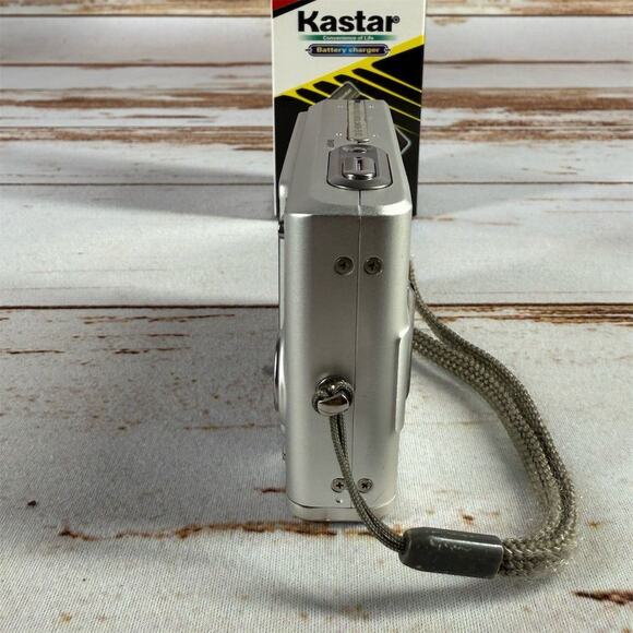 Casio EXILIM EX-Z57 5.0MP Digital Camera Silver Compact Design - Picture 9 of 9